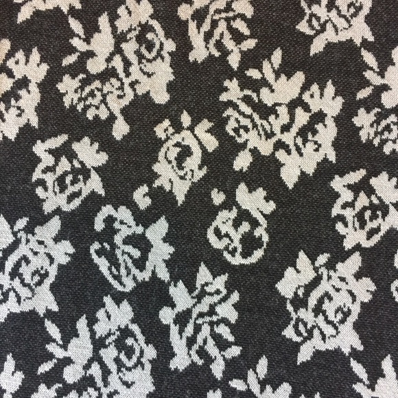 LuLaRoe Julia - Picture 2 of 3